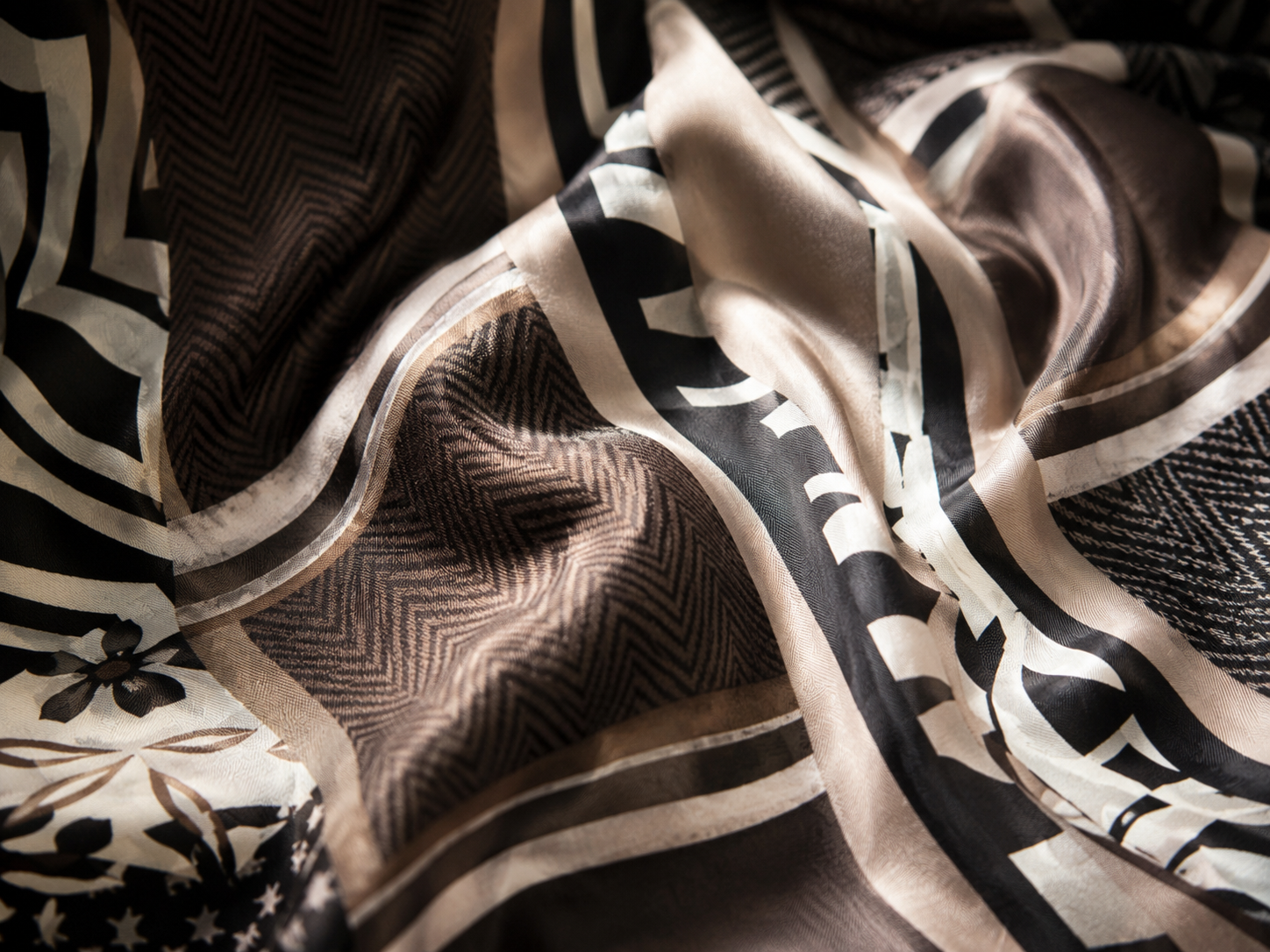 Kimono corto in Twill di Seta Made in Italy - Sete di Como -