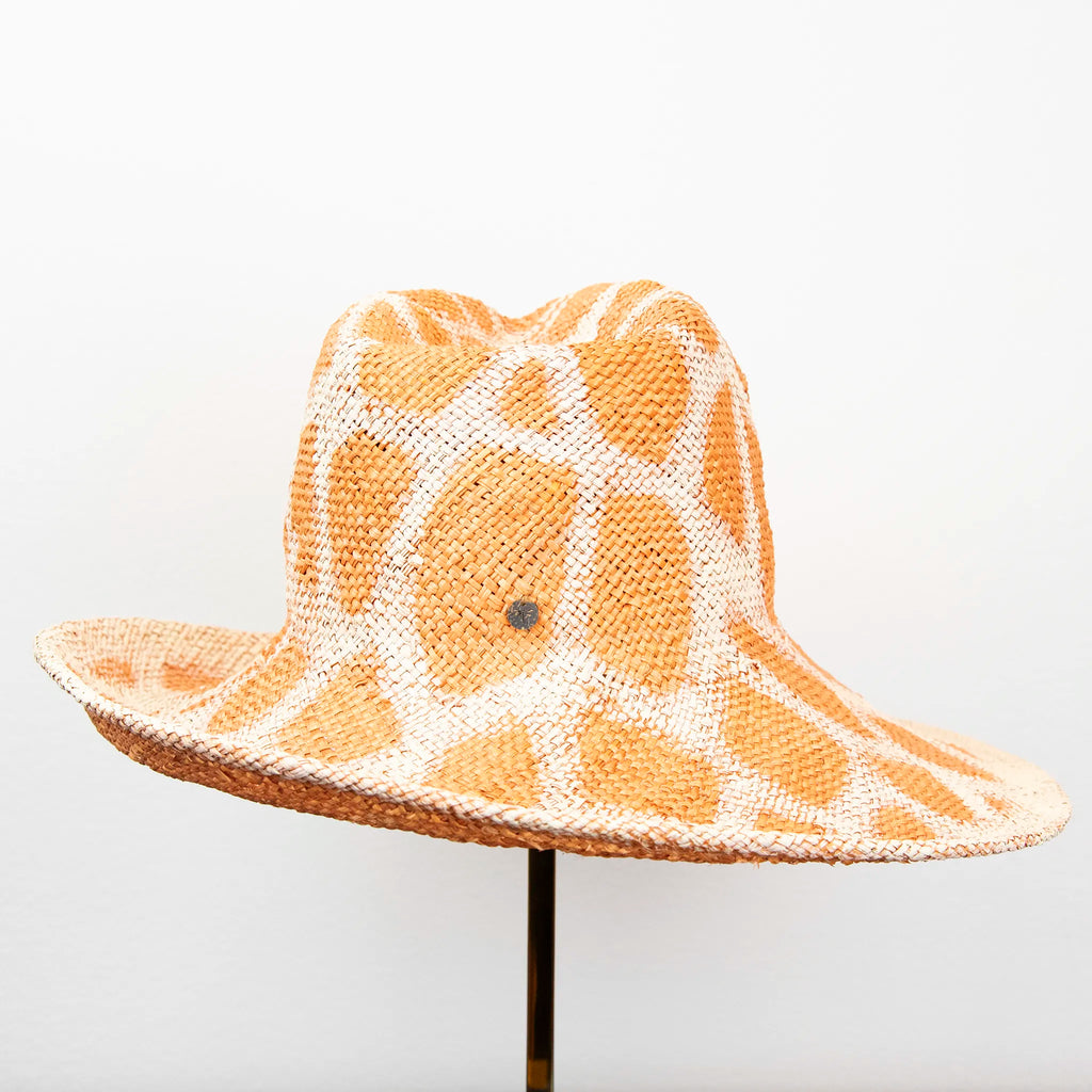 Tralux giraffa
