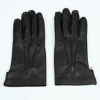 Guanto da uomo nero in vera pelle 100% Nappa sfoderato, senza imbottitura, particolarmente confortevole e con perfetta calzata, Made in Italy.