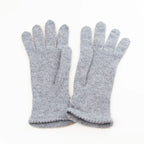 Guanto da donna grigio in 100% Cashmere, morbido e confortevole, Made in Italy di pregiata manifattura artigianale.