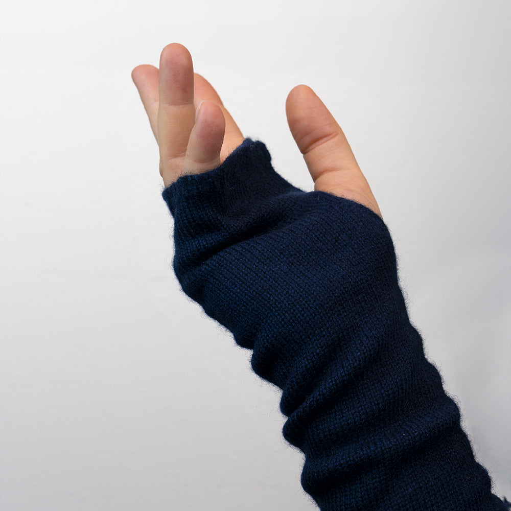 Manicotto lungo rasato in 100% cashmere