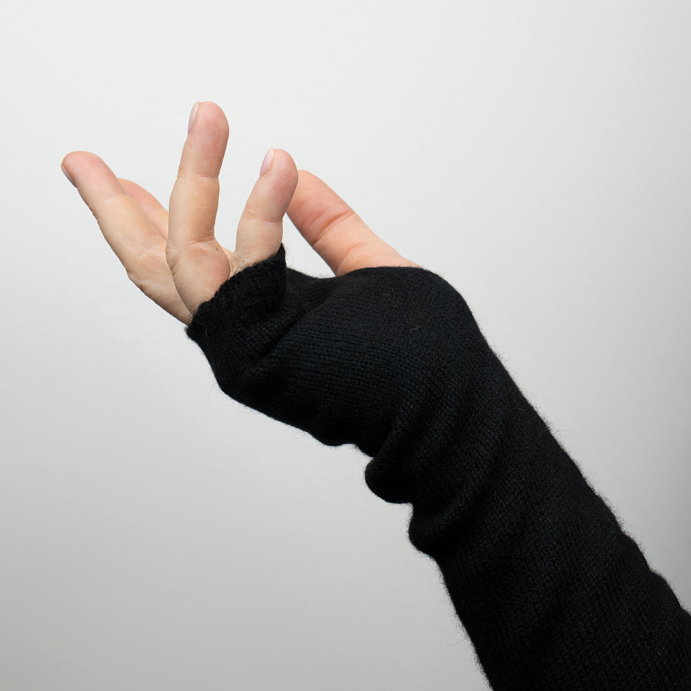 Manicotto lungo rasato in 100% cashmere