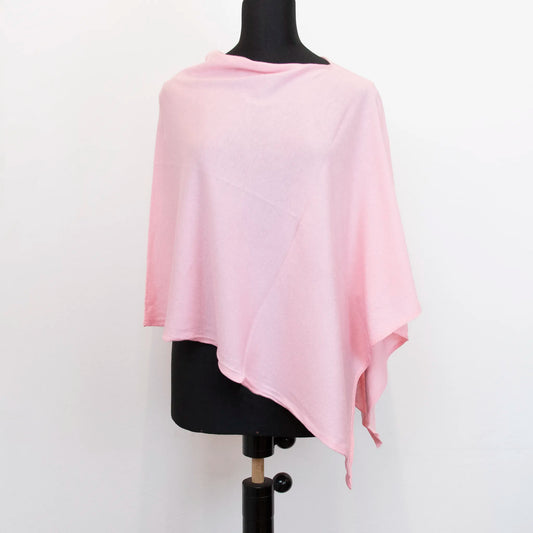 Mantellina in cashmere e cotone rosa, Made in Italy, praticità e comfort con tre diverse vestibilità per ogni esigenza.