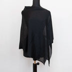 Mantellina Lamè nera, Made in Italy, praticità e comfort con tre diverse vestibilità per ogni esigenza.