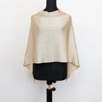 Mantellina Lamè oro, Made in Italy, praticità e comfort con tre diverse vestibilità per ogni esigenza.