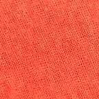 Dettagli e texture tessuto della mantellina in 100% Lino arancio, Made in Italy, praticità e comfort con tre diverse vestibilità per ogni esigenza.
