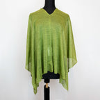 Mantellina in 100% Lino verde, Made in Italy, praticità e comfort con tre diverse vestibilità per ogni esigenza.