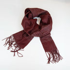 Sciarpa rigata in cashmere e seta