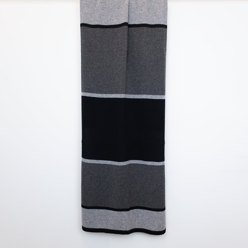 Sciarpa righine in 100% cashmere