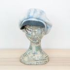 Berretto in angora con visiera, soffice e confortevole, Made in Italy, di pregiata manifattura.