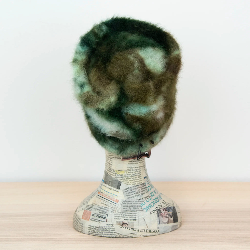 Cuffia in angora verde confortevole e soffice, di pregiata manifattura Italiana.