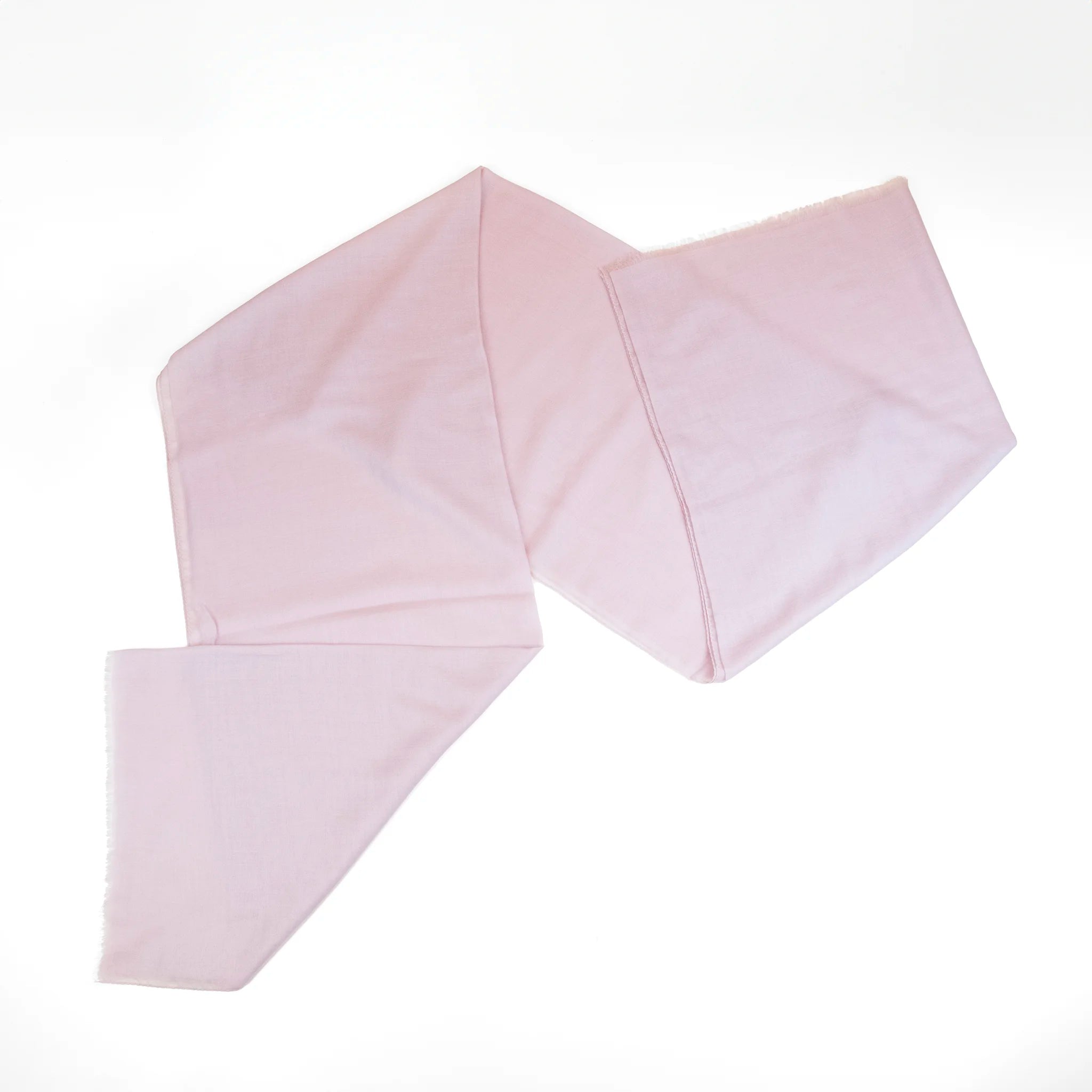 Pashmina in 100% cashmere rosa a tessitura twill, pregiata manifattura Made in Italy, sottile ed elegante adatta a ogni stagione.